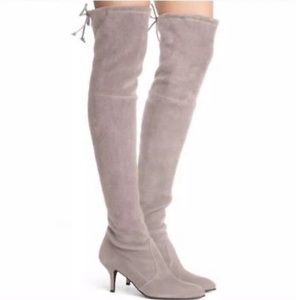 Stuart Weitzman tiemodel over the knee suede boots